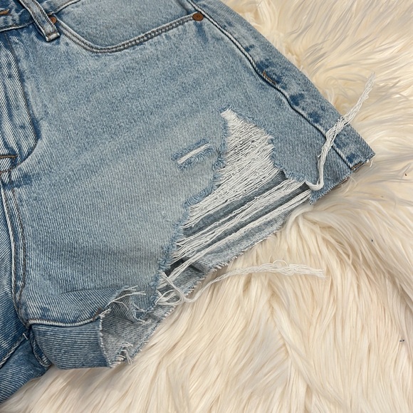 Blank nyc vintage high rise denim ripped shorts - Picture 5 of 11